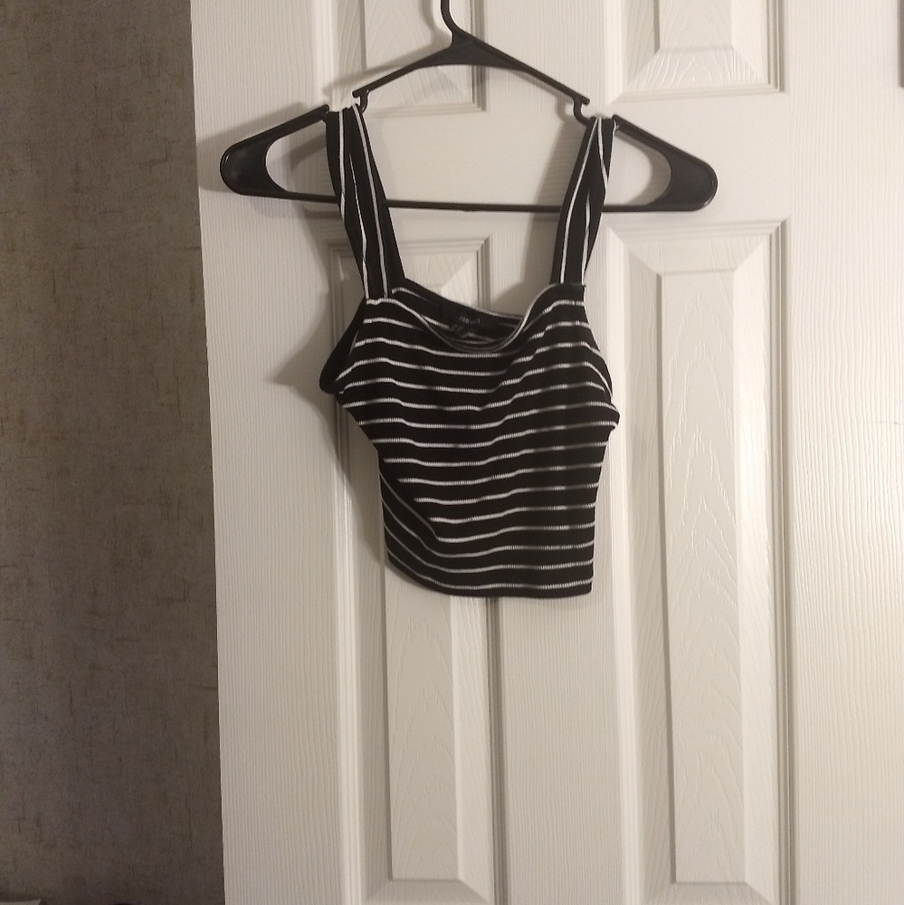 Shirts - Picture 3 of 6